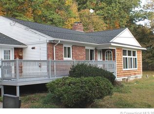 1 Pautipaug Hill Rd, Baltic, CT 06330