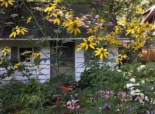 31 Pine Grove St, Woodstock, NY 12498