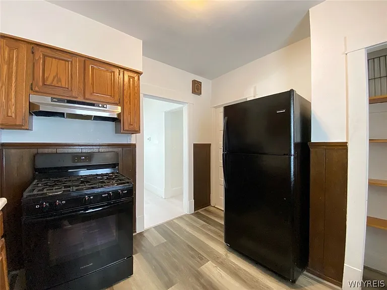 165 Dearborn St #UPPER — Photo 20