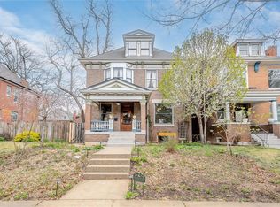6135 McPherson Ave, Saint Louis, MO 63112