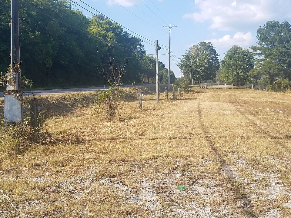1st image of 3760 Columbia Hwy