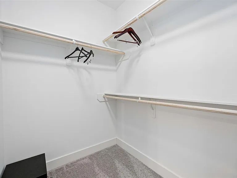 1324 W Pierce St — Photo 20