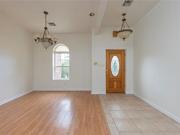 4th image of 100262 S Shadyoak Dr