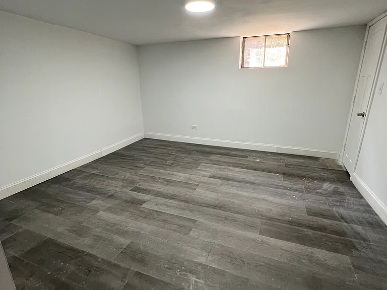 402 Lincoln St — Photo 22