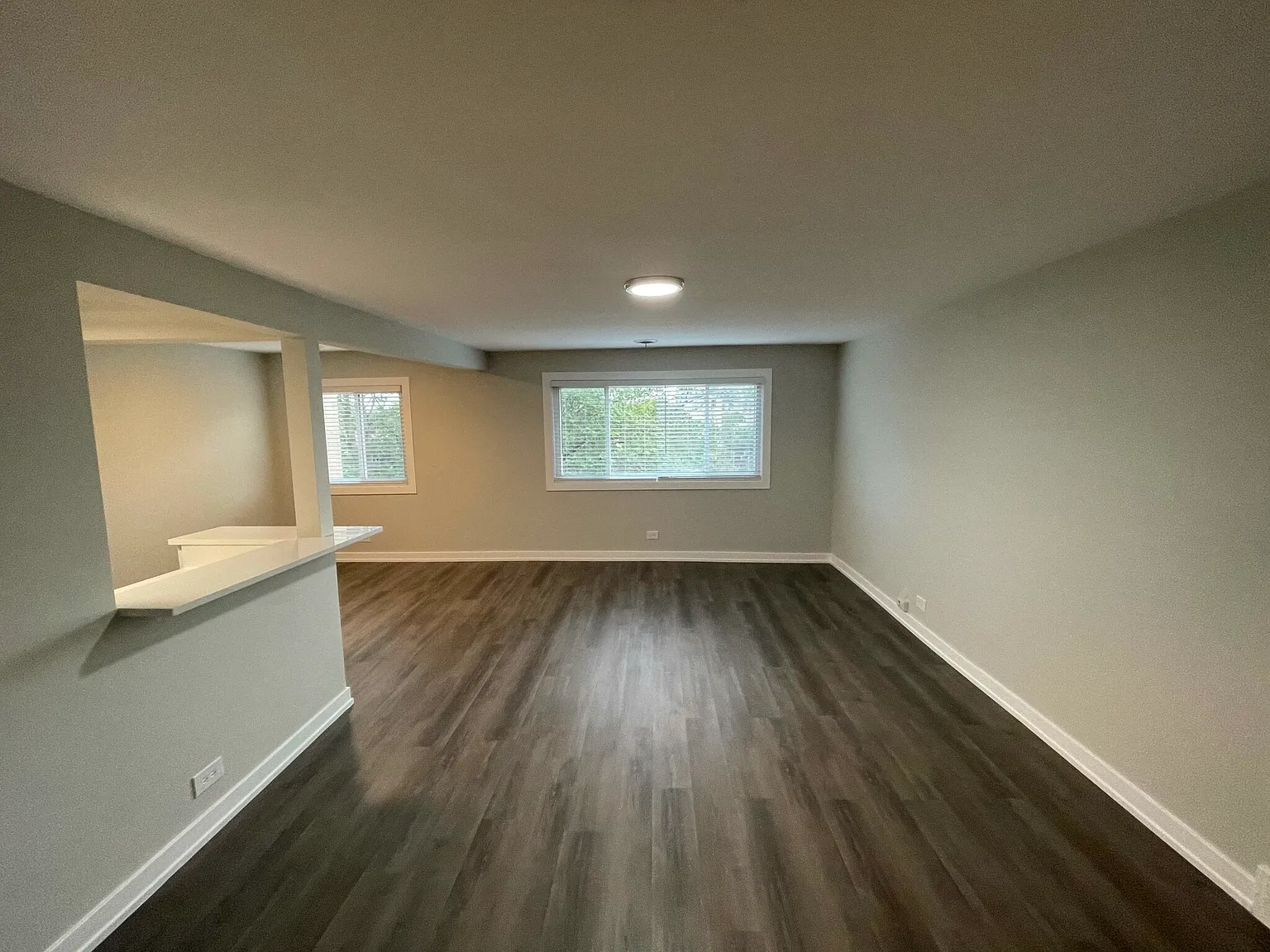 1146 W. Morse Ave — Photo 3