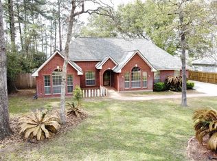 1800 Carriage Run W, Conroe, TX 77384