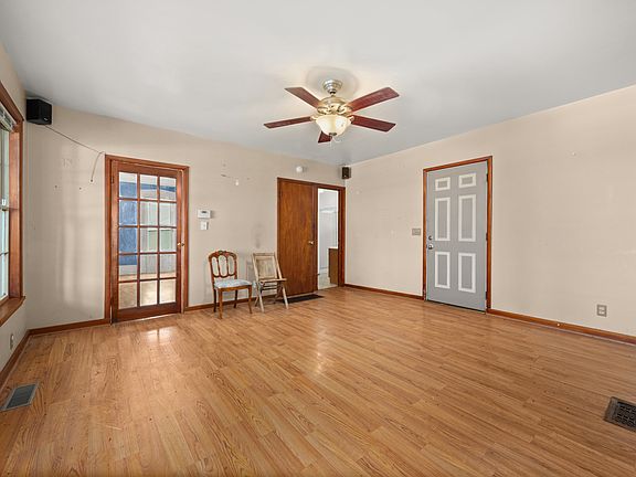 5th image of 14286 S State St #72