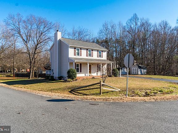 2nd image of 10900 Heatherwood Dr