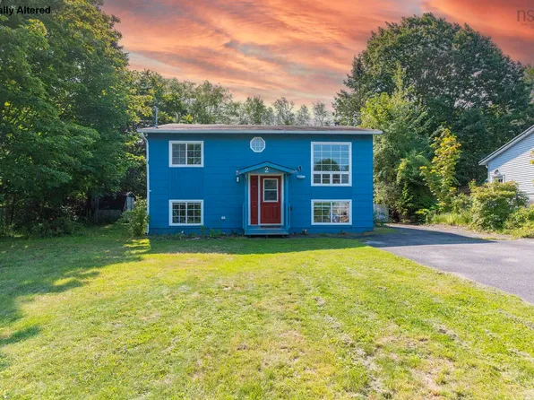 2 Minas St, Kentville, NS B4N 2N8