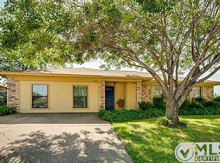 7804 Mallard Ln, Watauga, TX 76148
