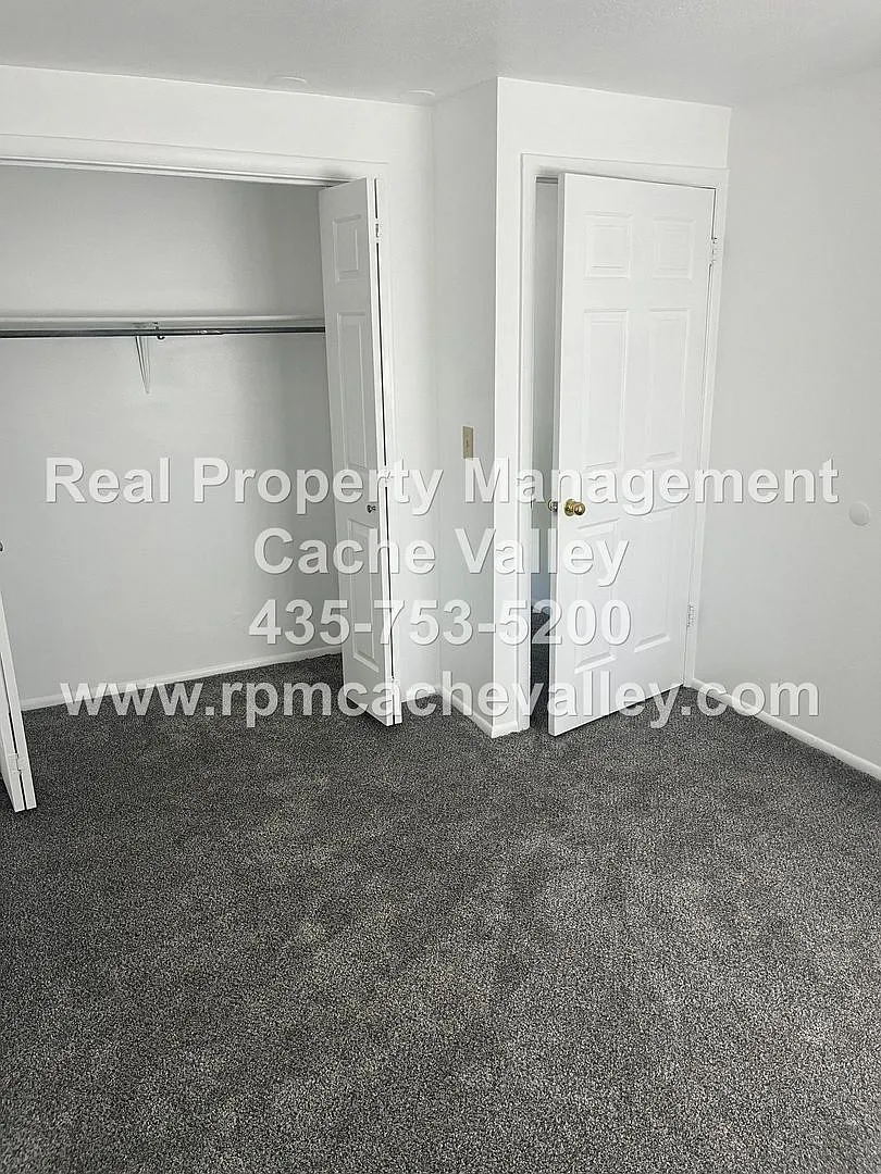410 N 200 W -A-B — Photo 4