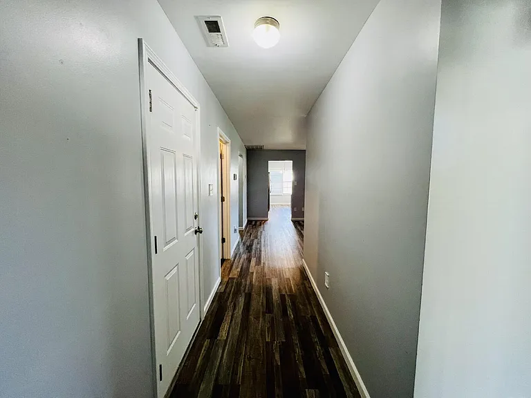641 Hogart St — Photo 8