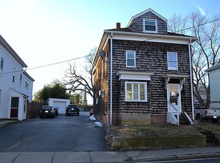 98 Maplewood Ave, Gloucester, MA 01930