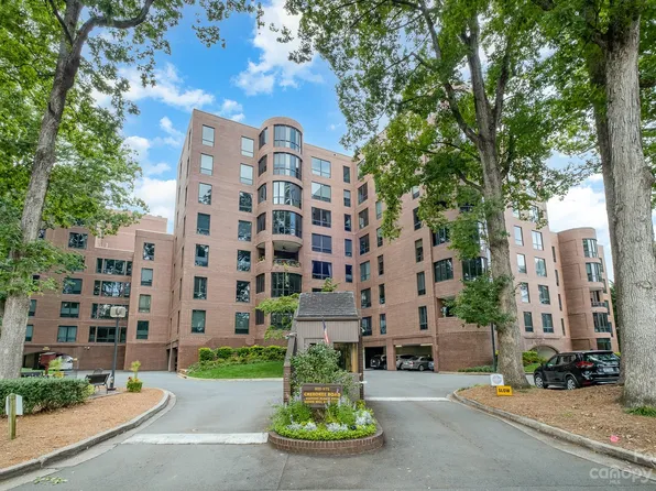 842 Cherokee Rd, Charlotte, NC 28207