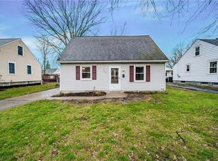 204 Hawthorne St, Elyria, OH