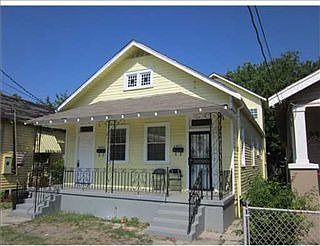 1st image of 1421 Gallier St