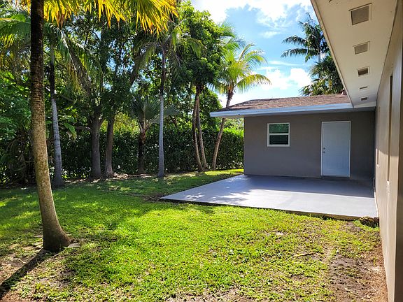 3rd image of 9401 SW 181st Ter