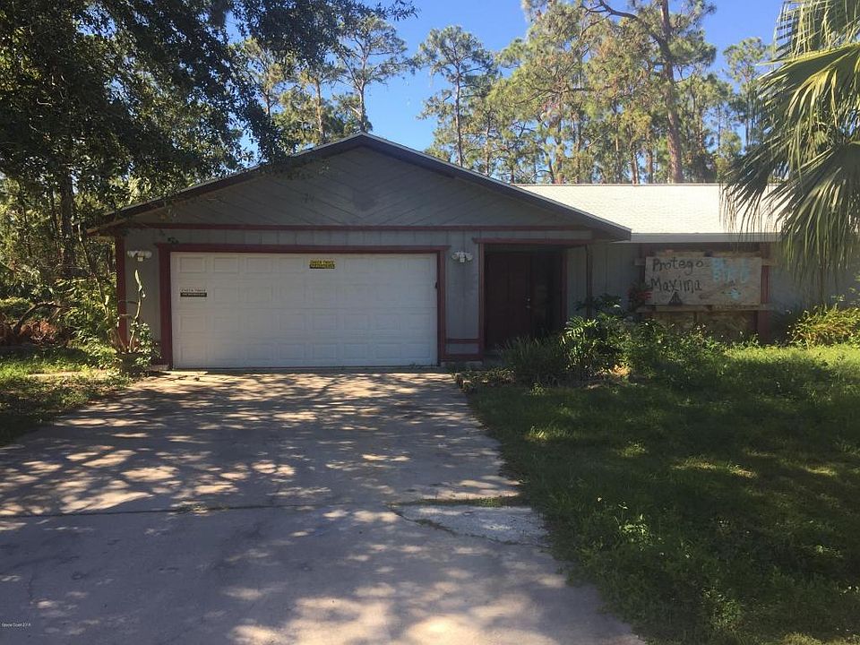 1st image of 886 Driftwood Ave SE