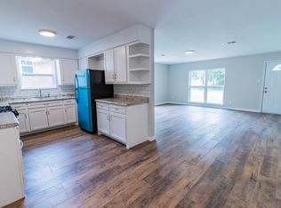 1003 N Roberson St, Conroe, TX 77301