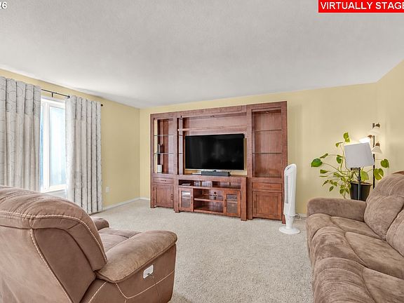3rd image of 10909 NE 24th Ave