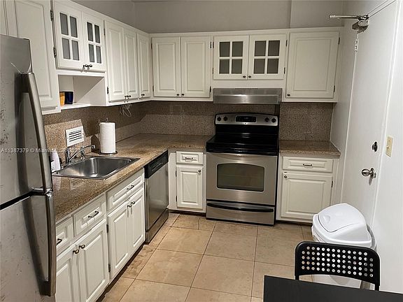 4th image of 10185 Collins Ave APT 315