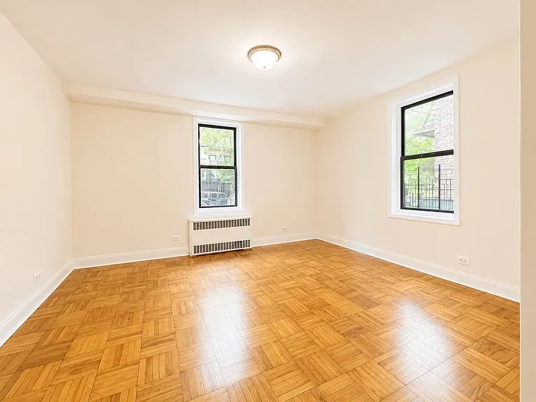 90 Laurel Hill Ter #2K — Photo 6