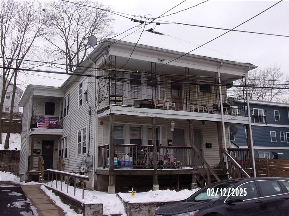 1st image of 112 Chestnut St