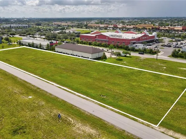 1434 SW 4TH TER, CAPE CORAL, FL 33991