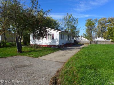 1140 W Boatfield Ave, Flint, MI, 48507