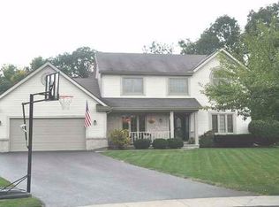 1830 Fallen Oak Cir, Perrysburg, OH 43551