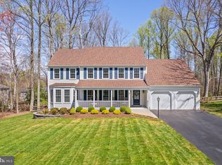 3270 Grady Ln, Woodbridge, VA 22192