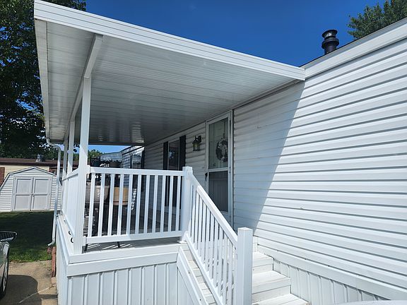5th image of 14437 Bronte Dr S #377