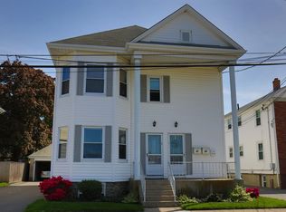 81 Robinson Ave, Pawtucket, RI 02861