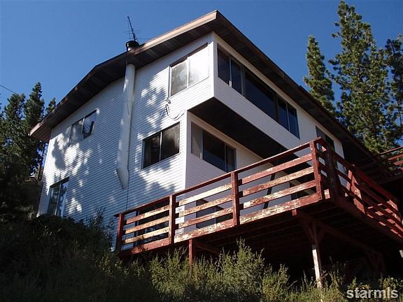 2nd image of 275 Wren Cir