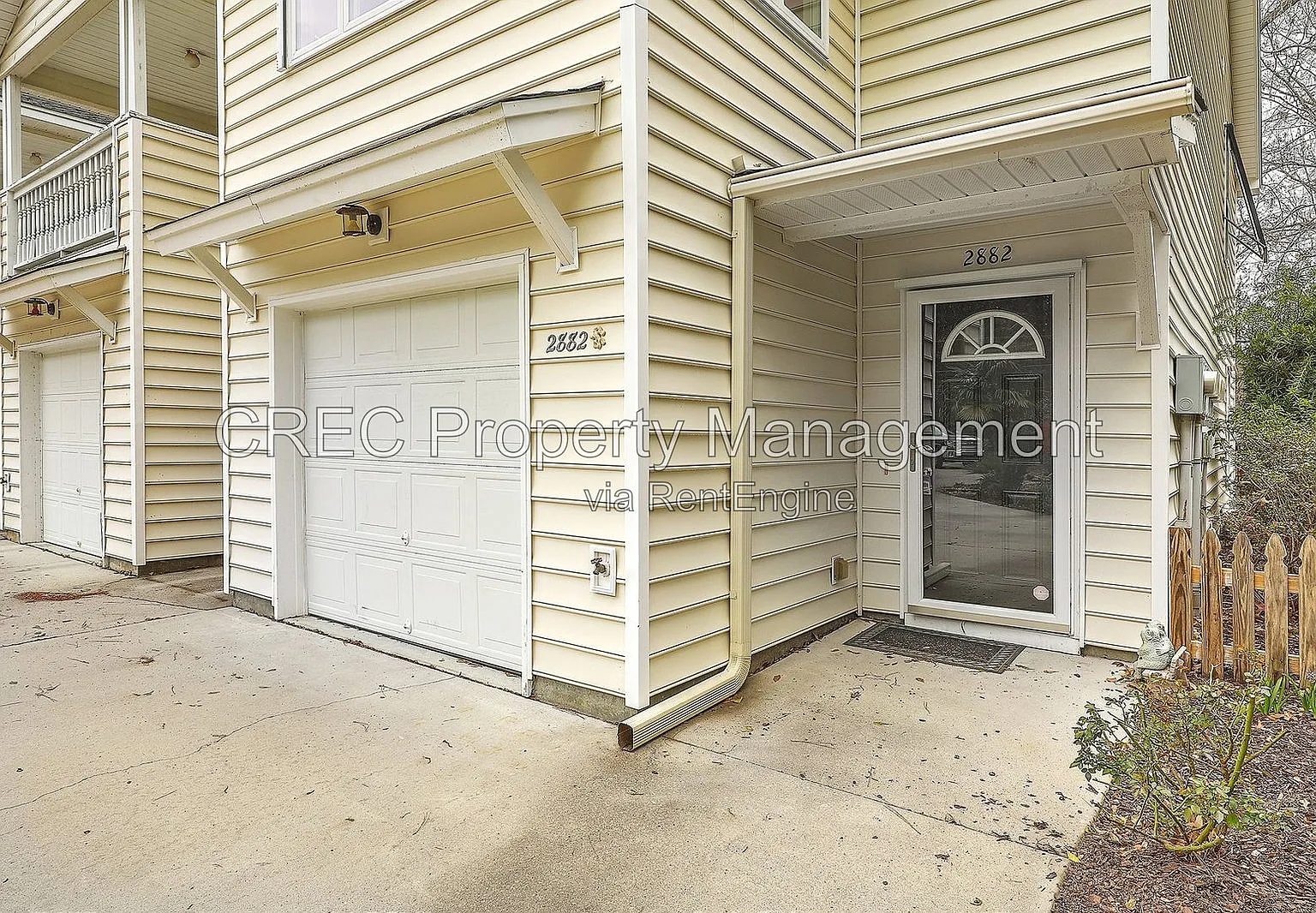 2 bed, 1.5 bath, 1212 sqft, $2,400 — Photo 4