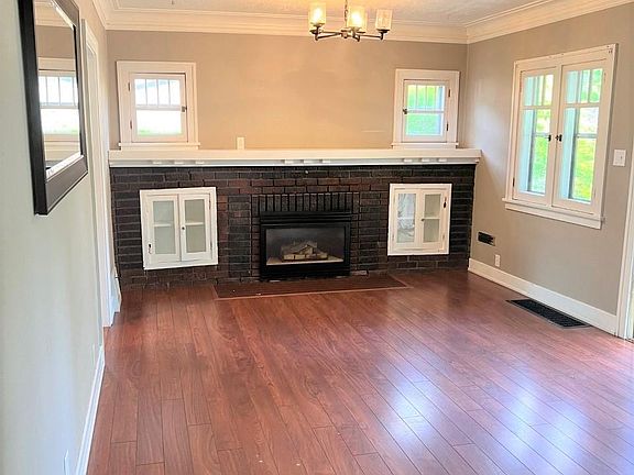 5th image of 2617 W Courtland Ave
