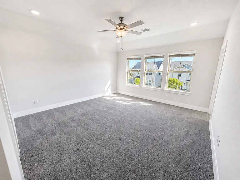 3104 Eddington Dr — Photo 7