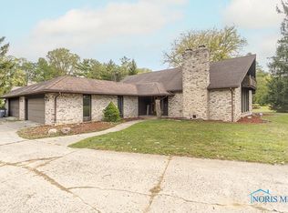 1415 Creekwood Ln, Toledo, OH 43614