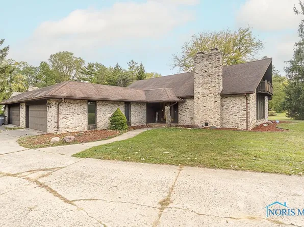 1415 Creekwood Ln, Toledo, OH 43614