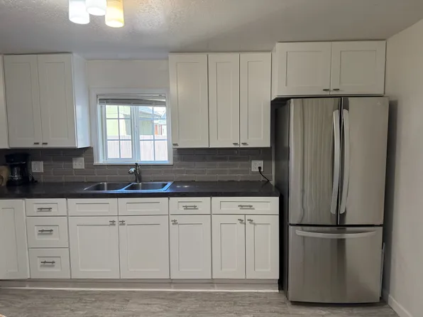 1307 Roosevelt Ave, Yakima, WA 98902