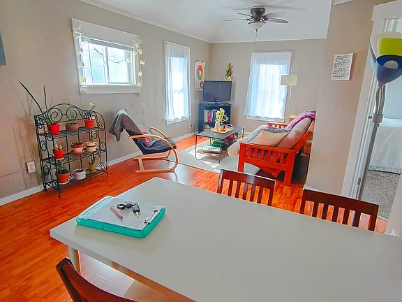5th image of 501 8th St SE #2