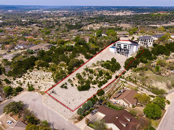 3rd image of 2100 BLUFF RIDGE DR