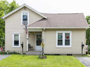 520 Wallace St, New London, WI 54961