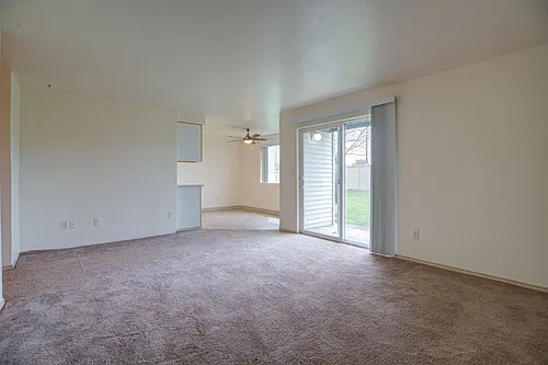 #294 FIELDSTONE APARTMENTS Photo 1