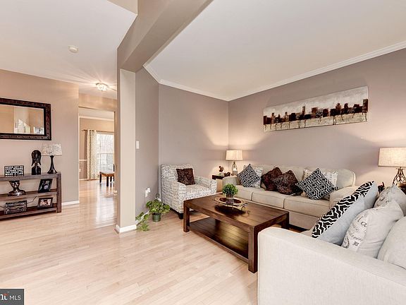 2nd image of 5290 Gunston Hall Dr