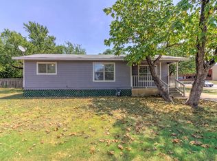 515 W 8th St, Georgetown, TX 78626