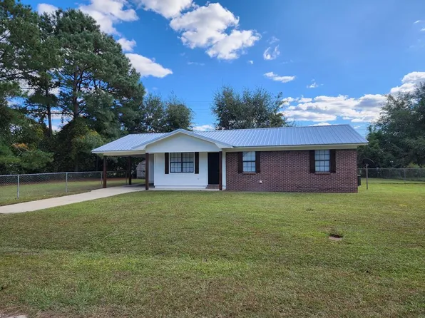 107 Pine Ct, Ocilla, GA 31774