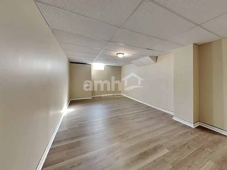 516 Longview St — Photo 20