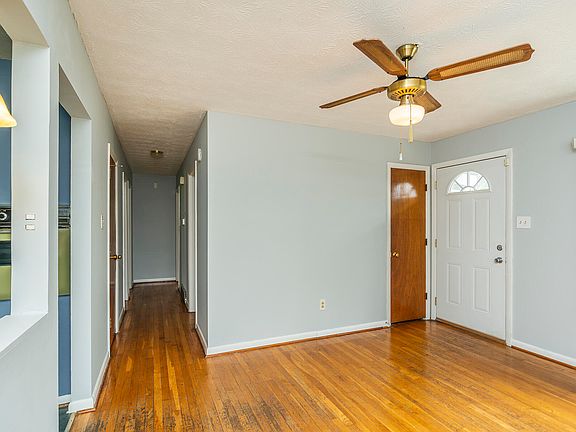 4th image of 289 Mulberry Ct
