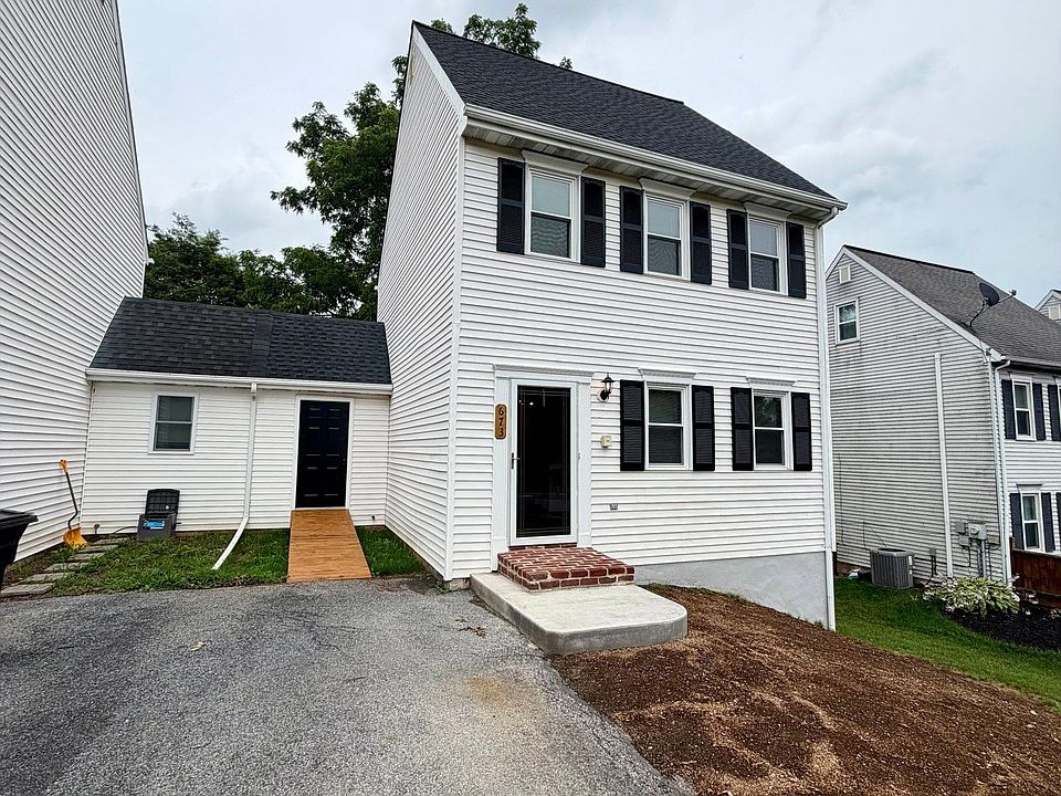 1st image of 673 S Cedar St